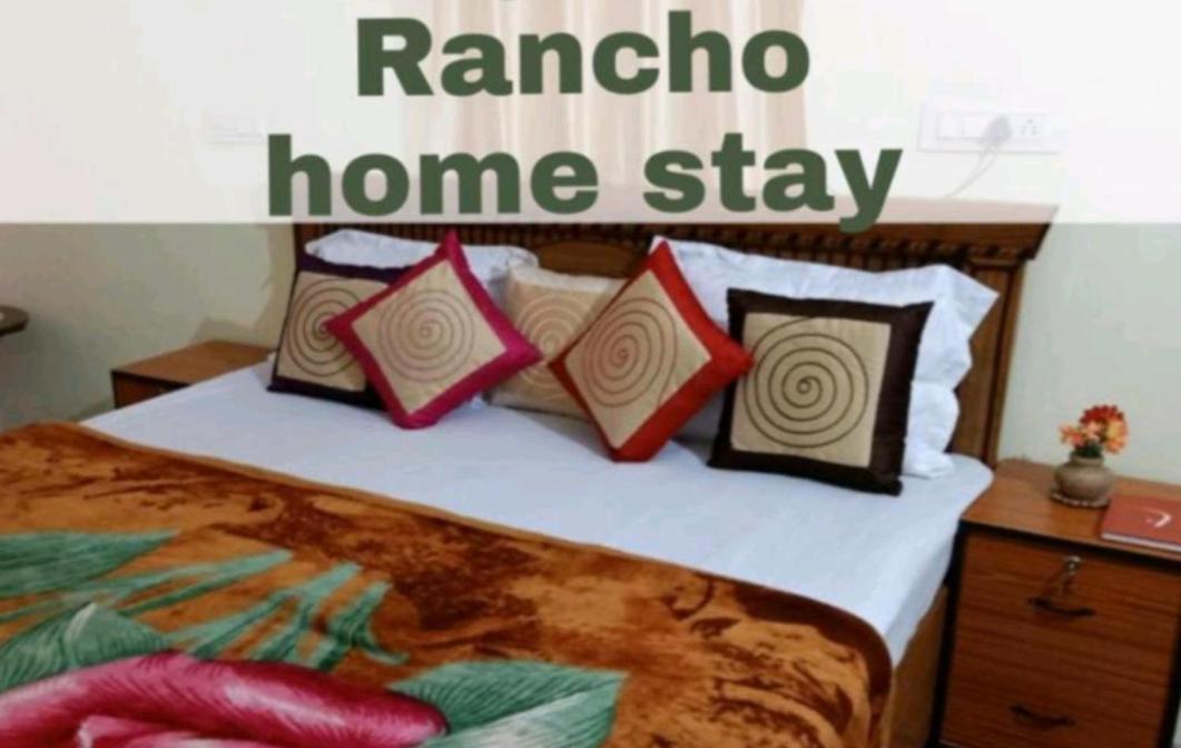 Апартаменти Khajuraho Rancho Екстер'єр фото